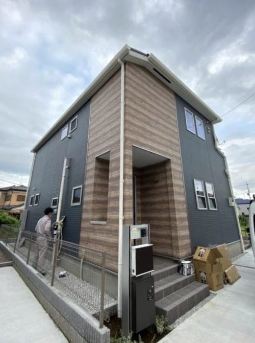 上尾市原市 兼六の新築戸建 デザインアンテナ設置 Bsアンテナ取付工事 あさひアンテナ