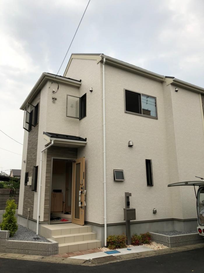草加市金明町|デザインアンテナ屋内設置工事